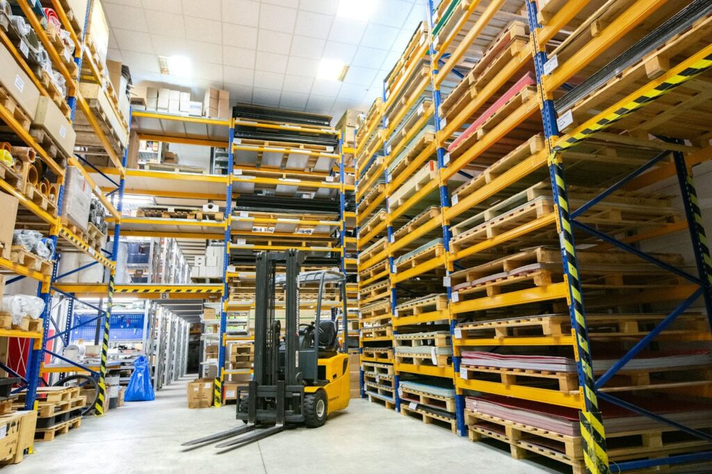 Manufacturing building Warehouse Forklift