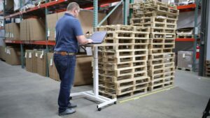 how to start a warehouse business