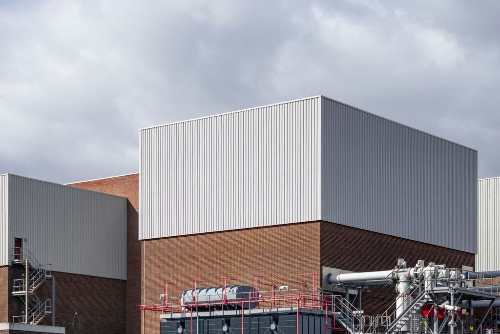 what is an industrial building