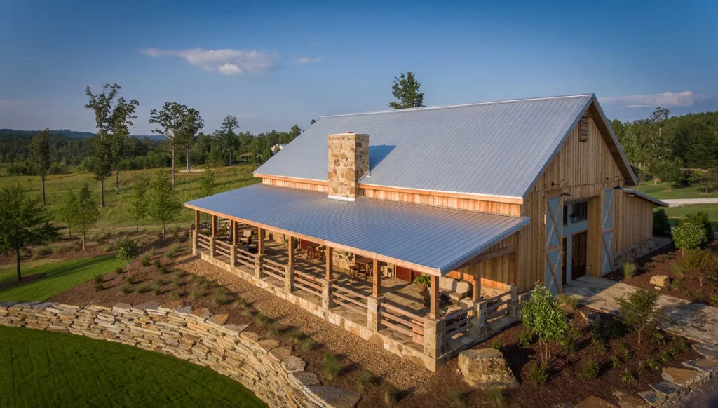 Custom steel barndominiums
